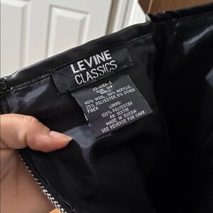 Levine Classics Black A Line Lined Skirt
